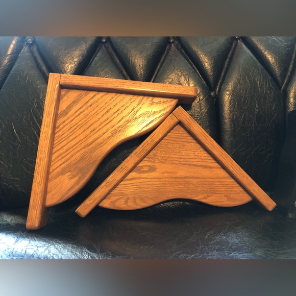 9536 Set-2 Vintage Wooden Oak Shelf Supports/Cornices Approx. 1.25” x 10” x 10” - Picture 3 of 9